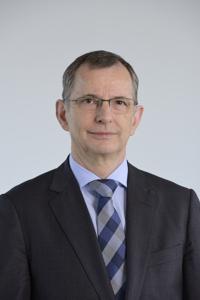 Herr Prof. Dr. rer. nat. Hermann Lbbert