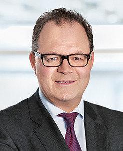 Herr Christian Thönes