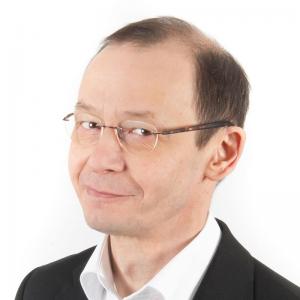 Herr Dr. Matthias Nöllke