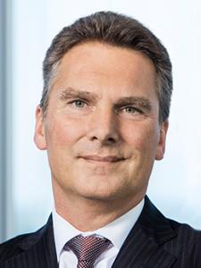 Herr Dr. Klaus Patzak