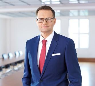 Herr Dr. Stefan Träger
