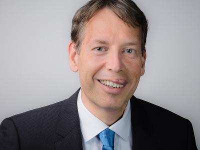 Herr  Dr. Steffen Hörter
