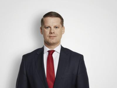 Herr Stefan Schönauer