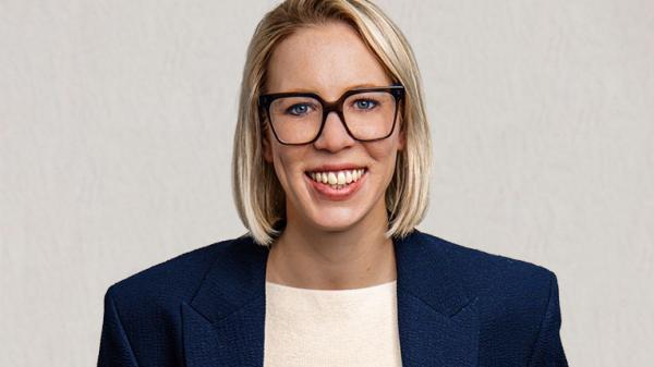 Frau Michaela Wallner