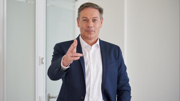 Herr Prof. Dr. Thomas Beyerle