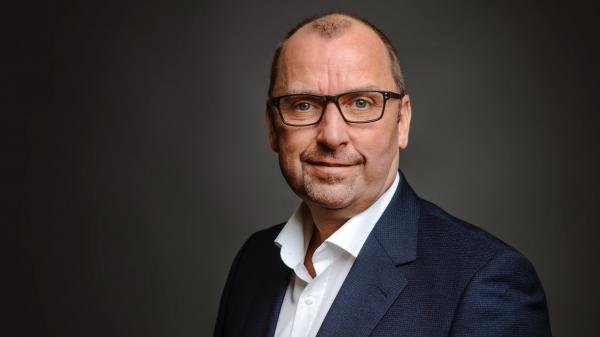 Herr Volker Tracht