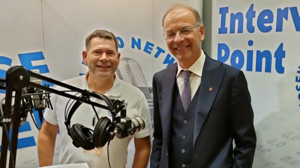 Herr Dr. Heimo Scheuch